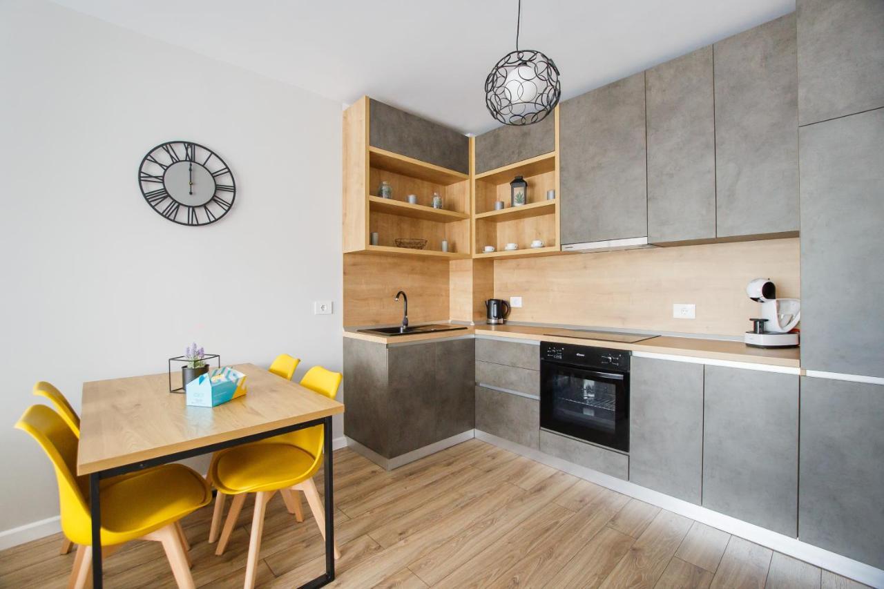 Gorgeous Home At Prima Universitatii Oradea Bagian luar foto