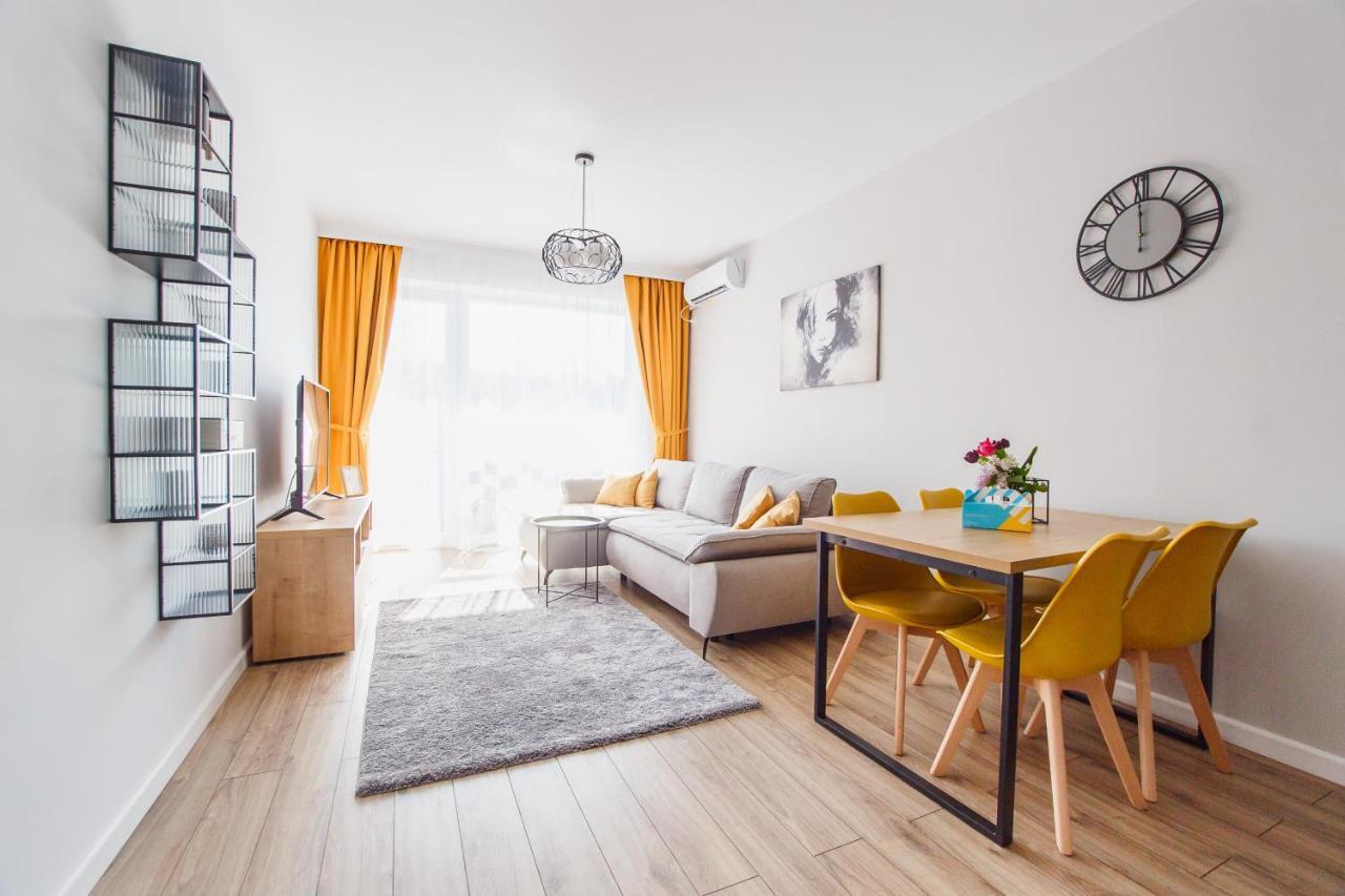 Gorgeous Home At Prima Universitatii Oradea Bagian luar foto